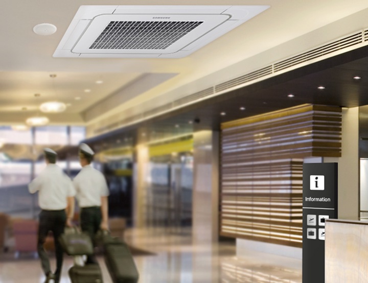 Un aer condiţionat tip casetă de tavan care funcţionează într-un terminal