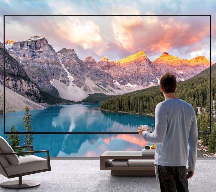UHD TV super big tv
