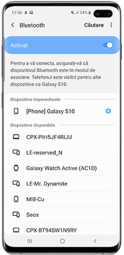 Dispozitivele vor aparea ca fiind asociate