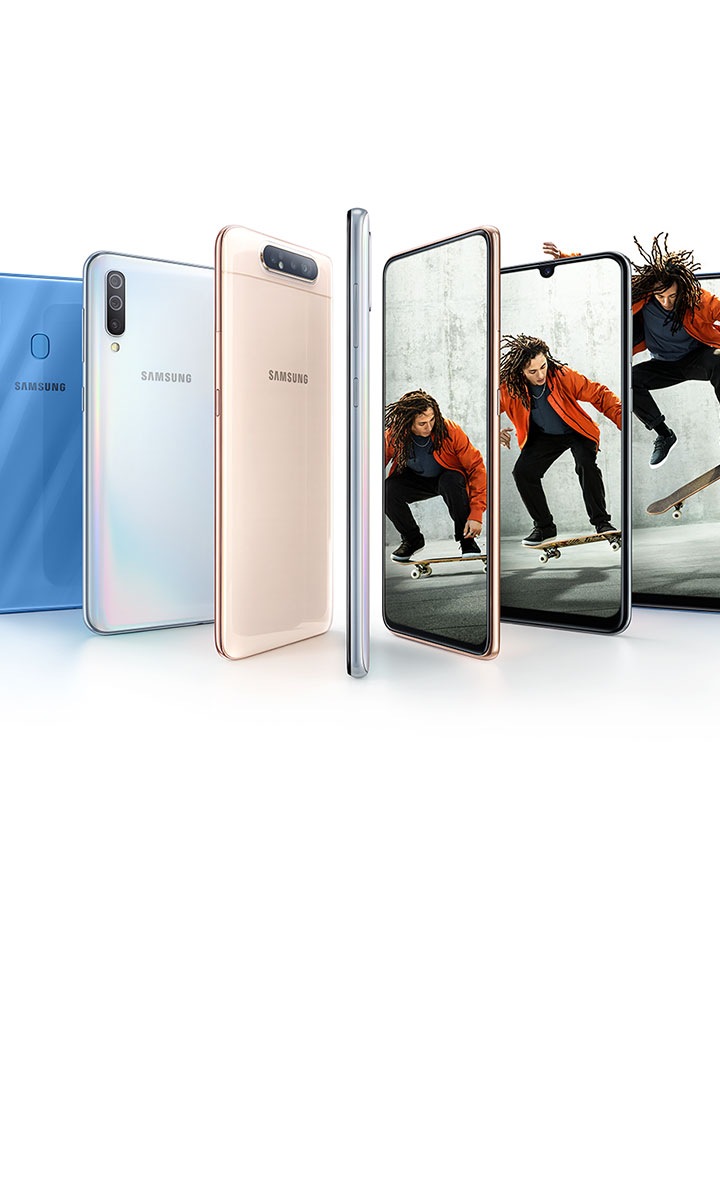 Paleta Galaxy A proizvoda se širi i vidi se skejtoborder iza scene.
