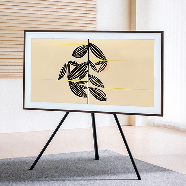 عرض لوحة فنية على شاشة تلفزيون The Frame