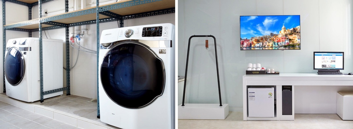 좌측은 삼성 드럼 세탁기 2대 모습이고, 우측에는 삼성 스마트 TV와 삼성PC가 설치된 모습입니다.