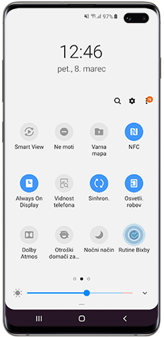 Pritisnite ikono Rutine Bixby, da jo vklopite
