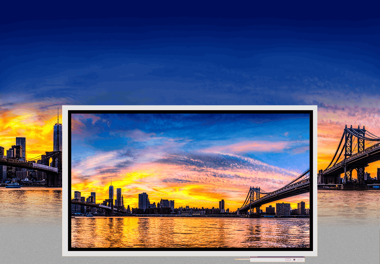 ภาพเมืองยามพระอาทิตย์ตกดินที่แสดงบนอุปกรณ์ Samsung Flip