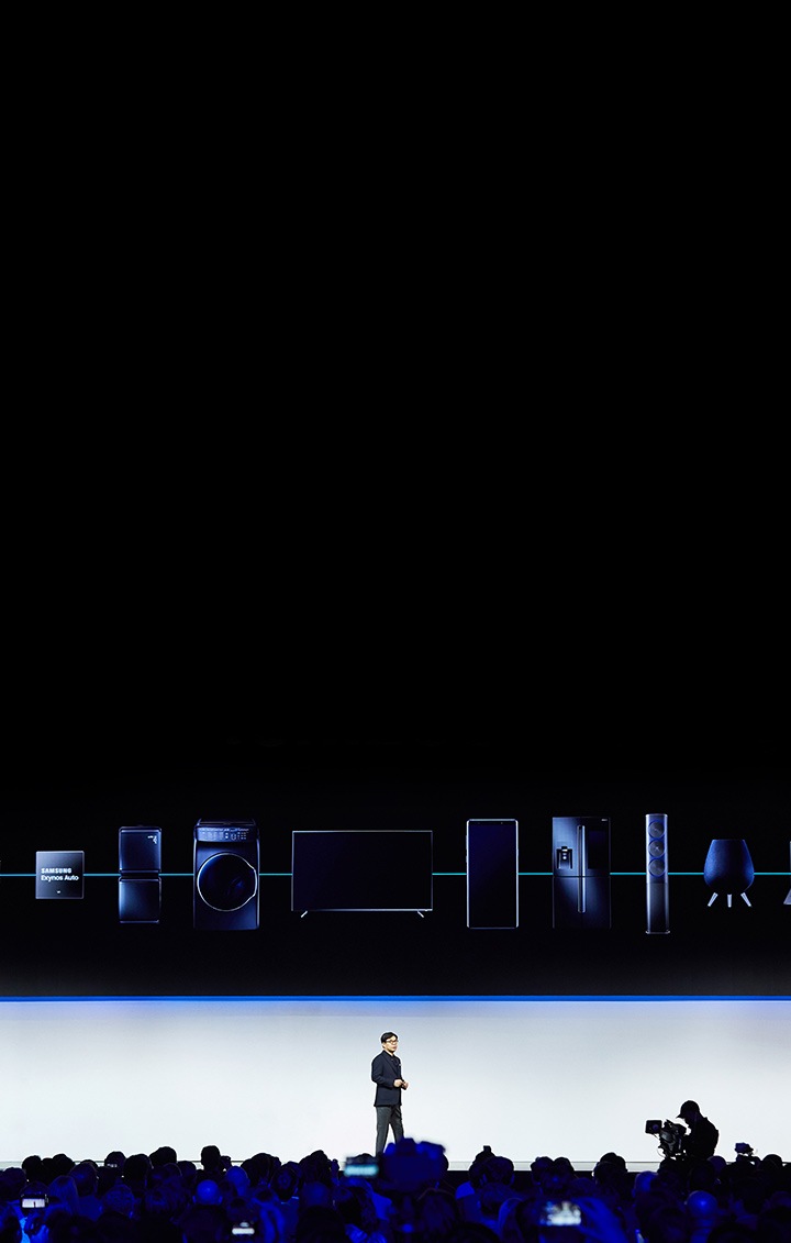 Samsung Electronics Başkanı ve CEO’su HS Kim, CES 2019’daki Samsung Basın Toplantısında konuşuyor.