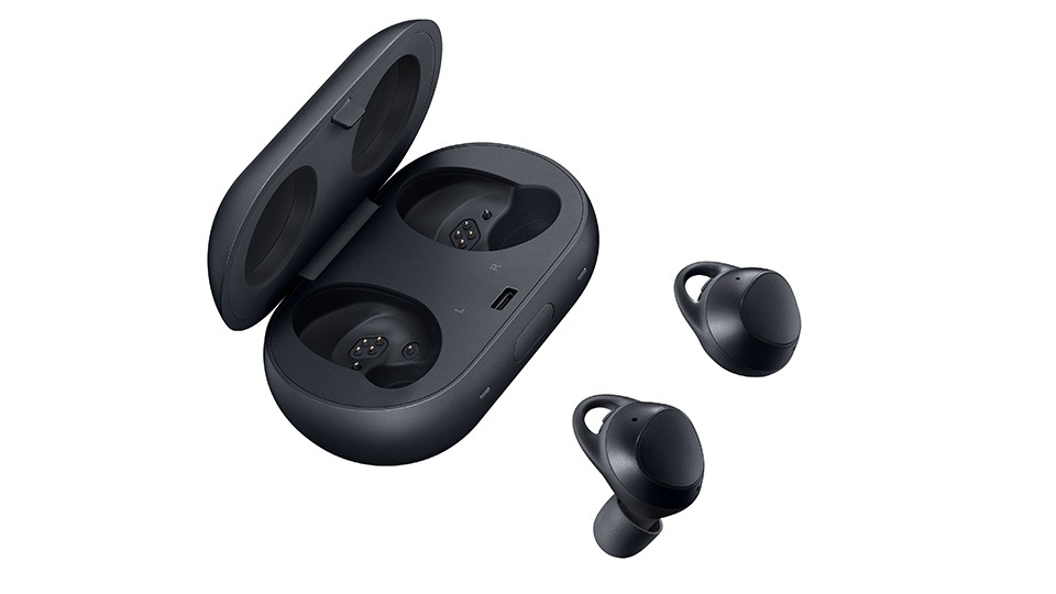 三星全新進化穿戴裝置-Gear Sport、Gear Fit2 Pro、Gear IconX 三星全新進化穿戴裝置-Gear Sport、Gear Fit2 Pro、Gear IconX