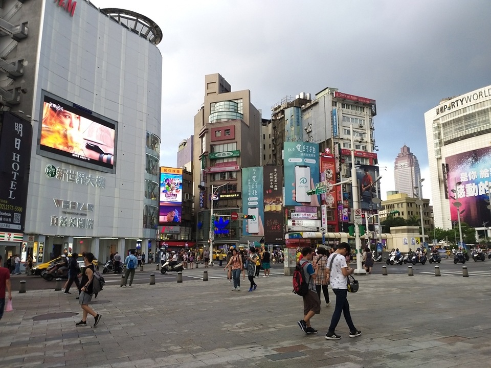 Galaxy A8 Star 實拍 Galaxy A8 Star 實拍