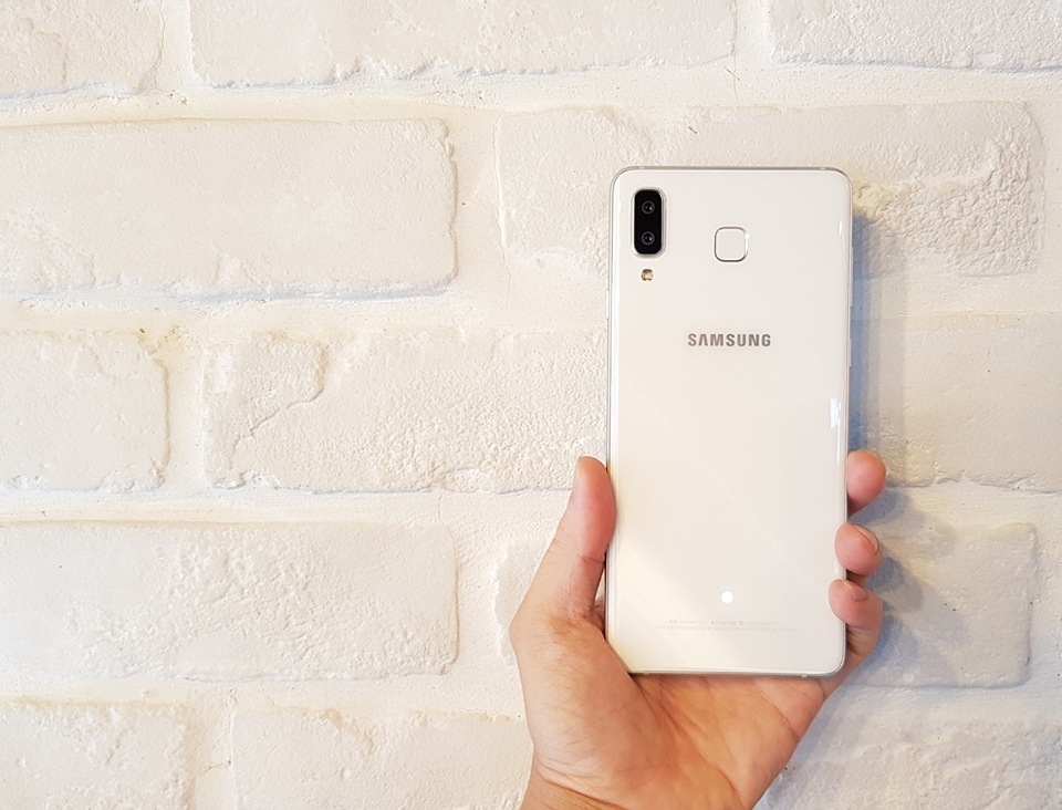 Galaxy A8 Star 白色機身 Galaxy A8 Star 白色機身