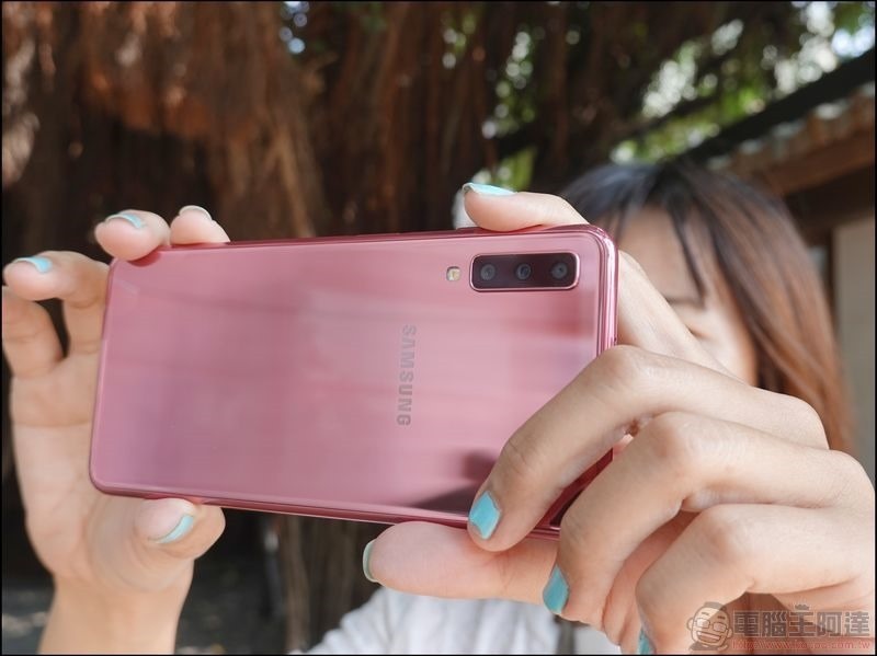 Galaxy A7 Galaxy A7