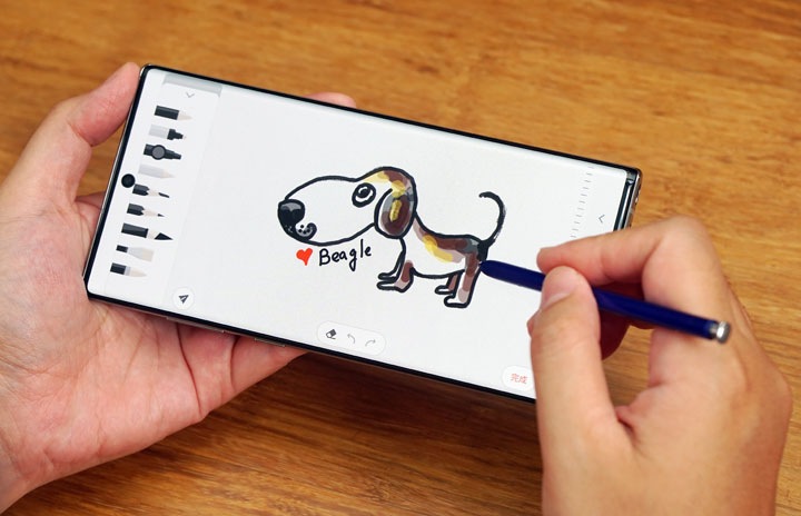 圖:Note10+ 的 Samsung Notes,同樣也是畫畫的利器。 圖:Note10+ 的 Samsung Notes,同樣也是畫畫的利器。