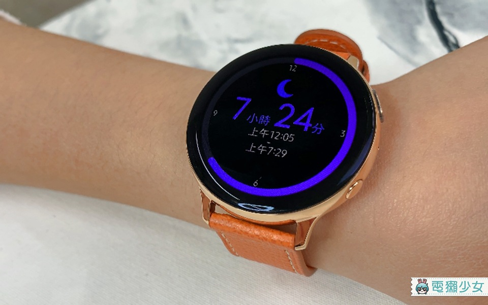 宇恩這陣子都會戴著Watch Active2睡覺,早上起來睜開眼第一件事就是查看昨晚的睡眠紀錄,結果發現…其實睡得久不代表睡得好啊! 宇恩這陣子都會戴著Watch Active2睡覺,早上起來睜開眼第一件事就是查看昨晚的睡眠紀錄,結果發現…其實睡得久不代表睡得好啊!