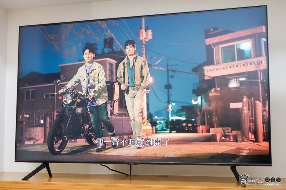 【開箱心得】內建Apple TV的三星 QLED 4K 量子電視 55 吋 Q60T 【開箱心得】內建Apple TV的三星 QLED 4K 量子電視 55 吋 Q60T