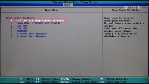 到 Boot 頁面 → Boot Device Priority → 將 USB CD 移動到最上面