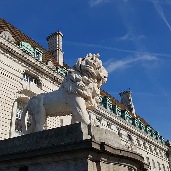Statue of a lion in London