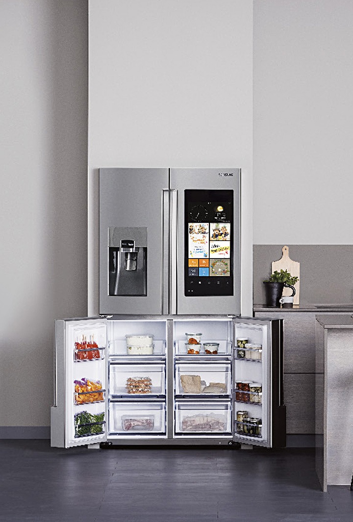 Samsung Fridges - Modern Kitchen with Family Hub Multi-Door Fridge Freezer