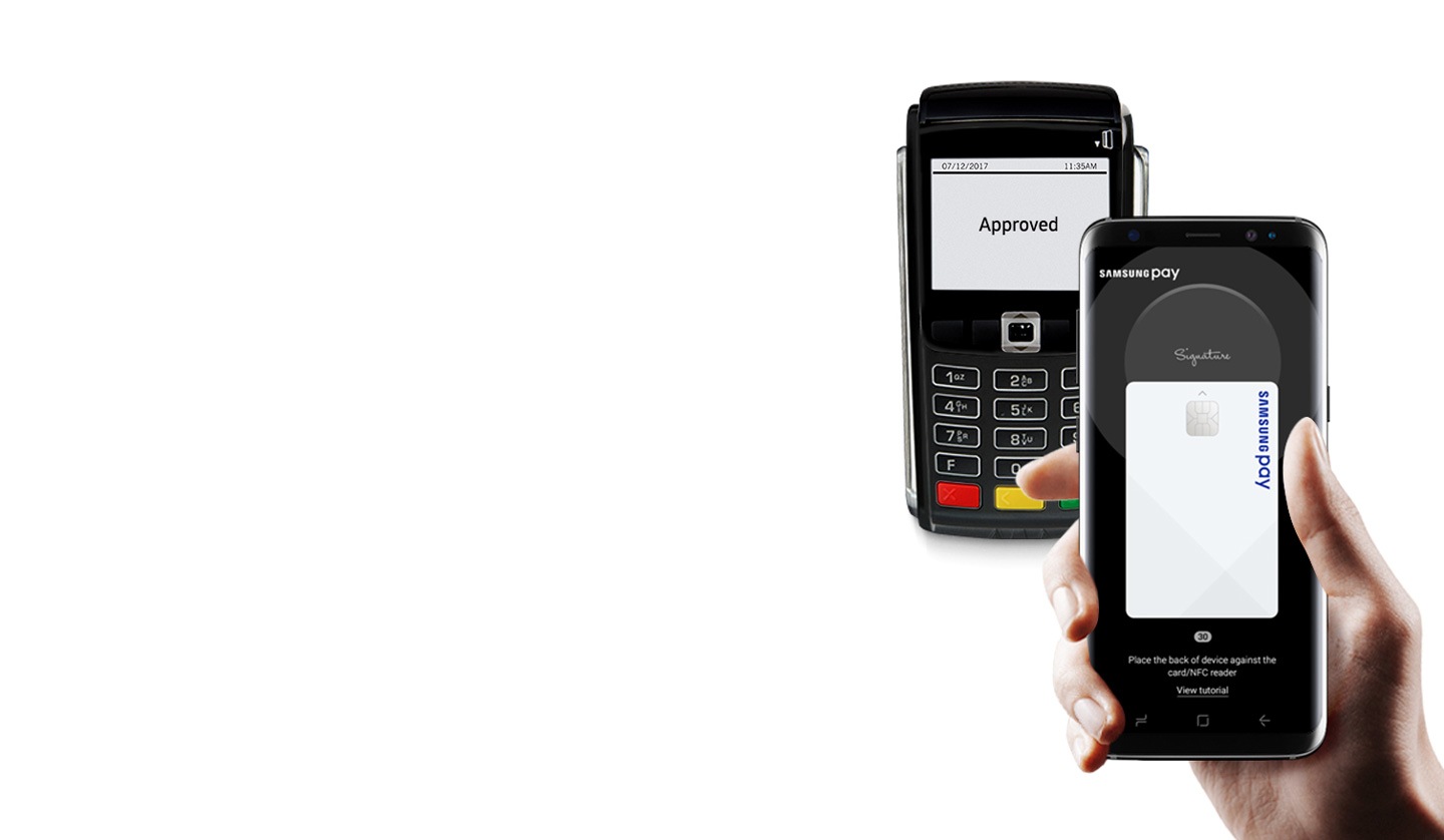 Un smartphone care nu face nimic atunci când cineva este aproape de cititorul de carduri și aspectul Galaxy S8 Midnight Black aprobat pentru utilizare. (Cum să utilizezi Samsung Pay - Aplicația mobilă pentru plăți de la Galaxy S8 Midnight Black)