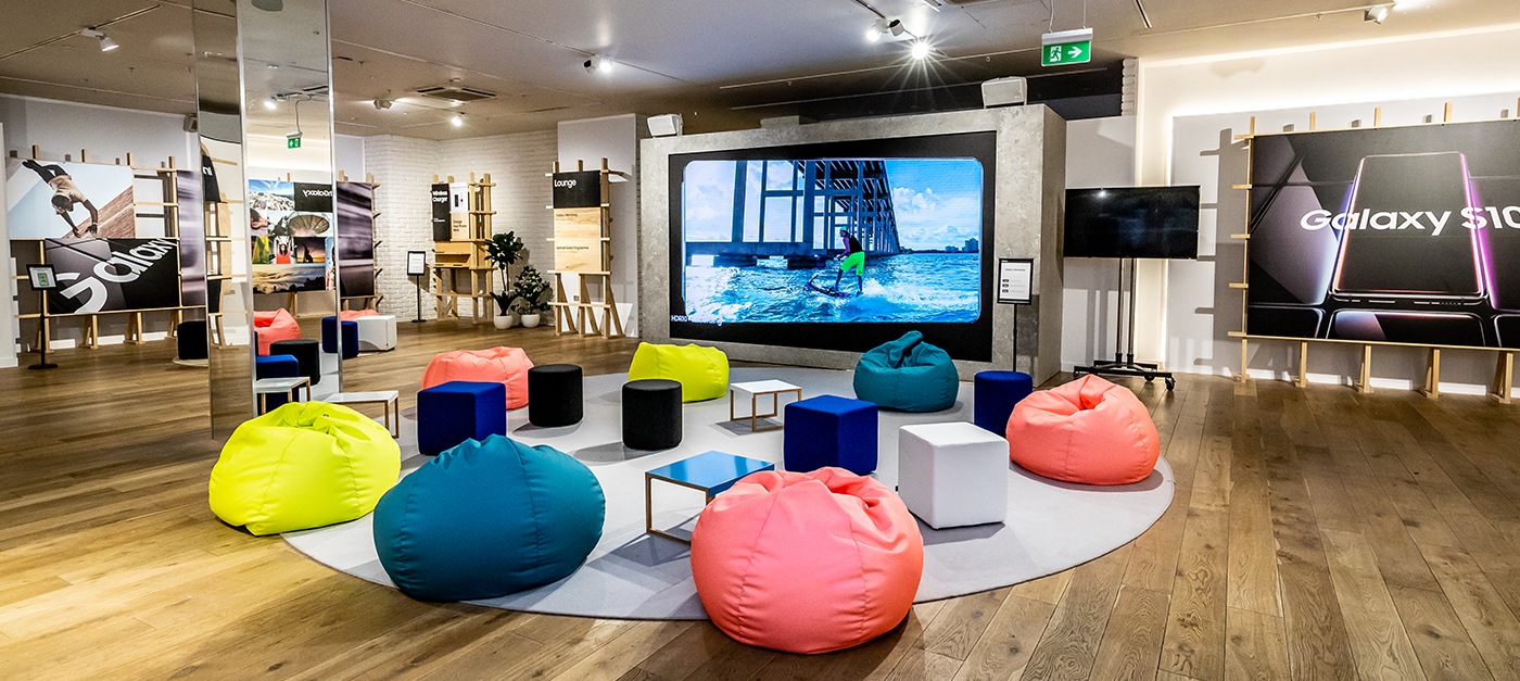 Galaxy Studio big screen