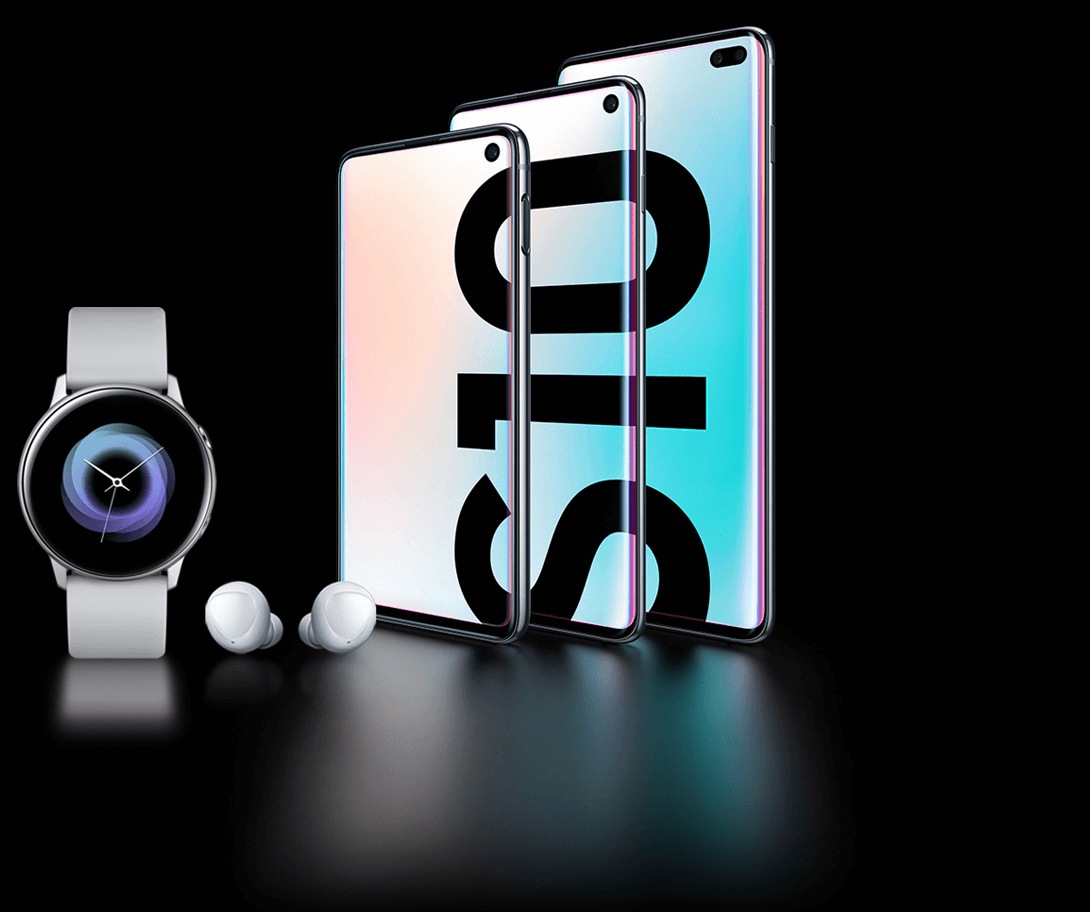 Front of the Galaxy S10e, Galaxy S10, Galaxy S10+ lined up together with white Galaxy Buds and Galaxy Watch with white strap