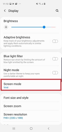 How do I stop the screen dimming on Galaxy smartphone while I'm using the internet?