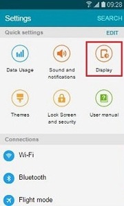 How do I stop the screen dimming on Galaxy smartphone while I'm using the internet?
