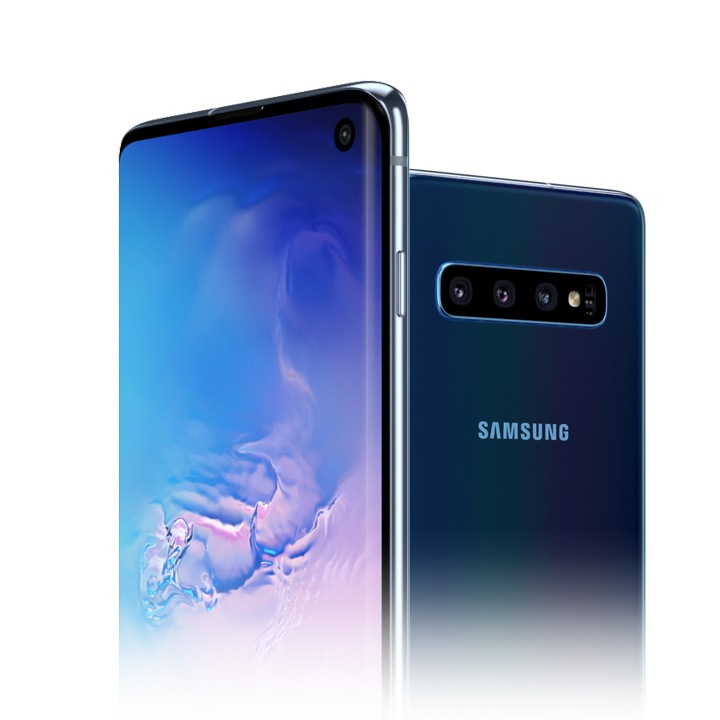 A front and back view of the Galaxy S10, showing a front camera and 3 rear cameras featuring an ultra-wide and zoom lens
