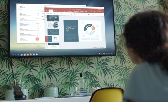 A New Mobile Life with Samsung DeX A New Mobile Life with Samsung DeX