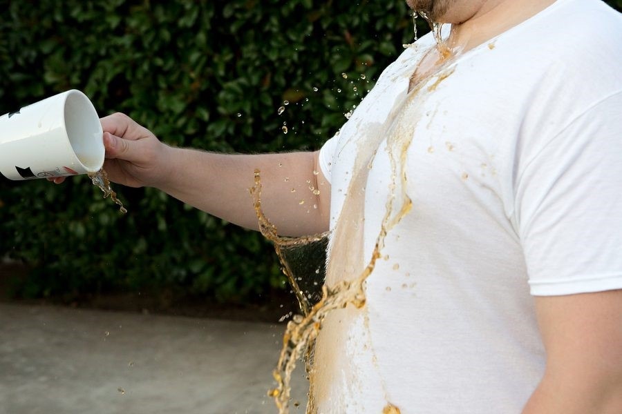 main2-1 If your tea's ever staged a daring escape from its cup, your dog has ever developed a near-romantic affinity for mud, or your kid has ever even remotely acted like a kid, activ dualwash is just about to take its place on the "why wasn't this a thing before?" pantheon.