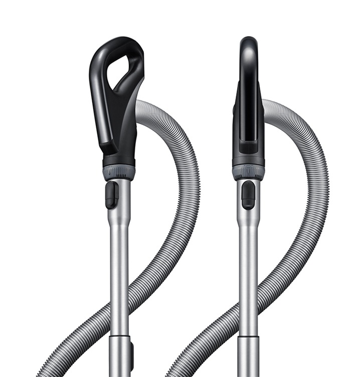 진공청소기 이지그립 핸들 조작부 확대 컷 및 한쪽은 왼쪽컷 또 한쪽은 정면컷 핸들 손잡이 모습이 보입니다.