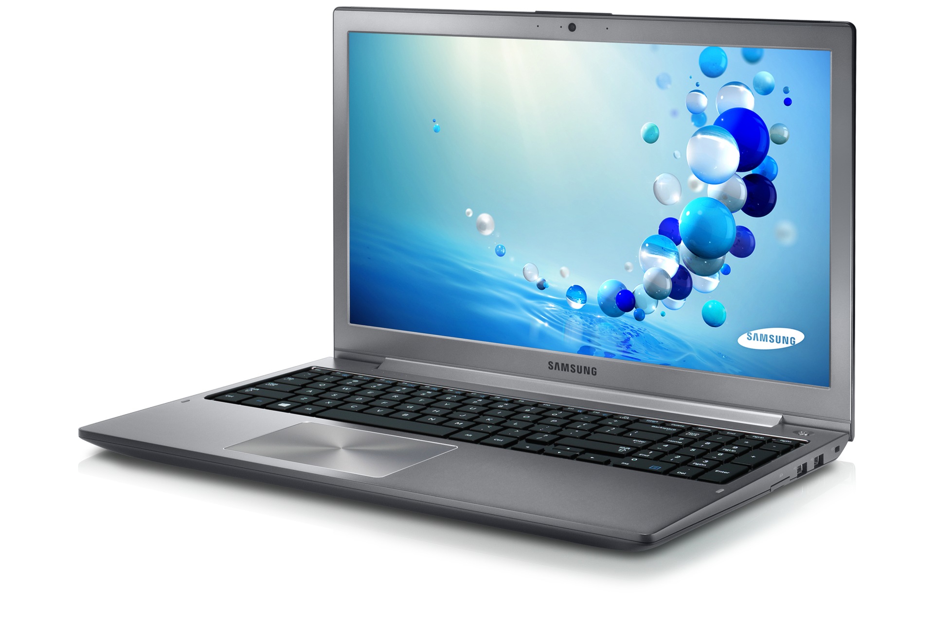 NT570Z5E 4 블랙 앞면 왼쪽 45도 90도 열림