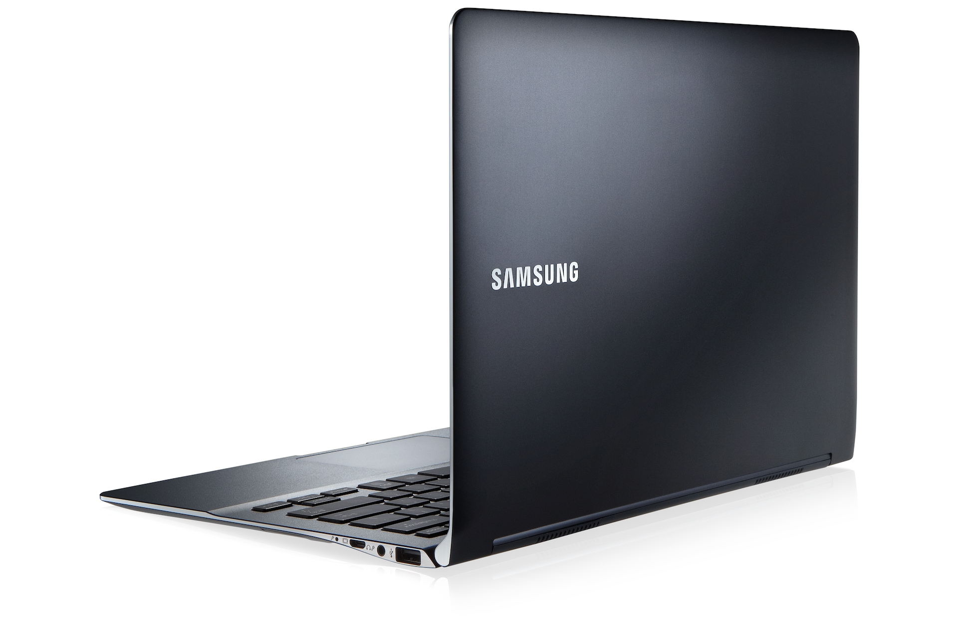 NT900X3C 5 블랙 뒷면 오른쪽 45도 90도 열림