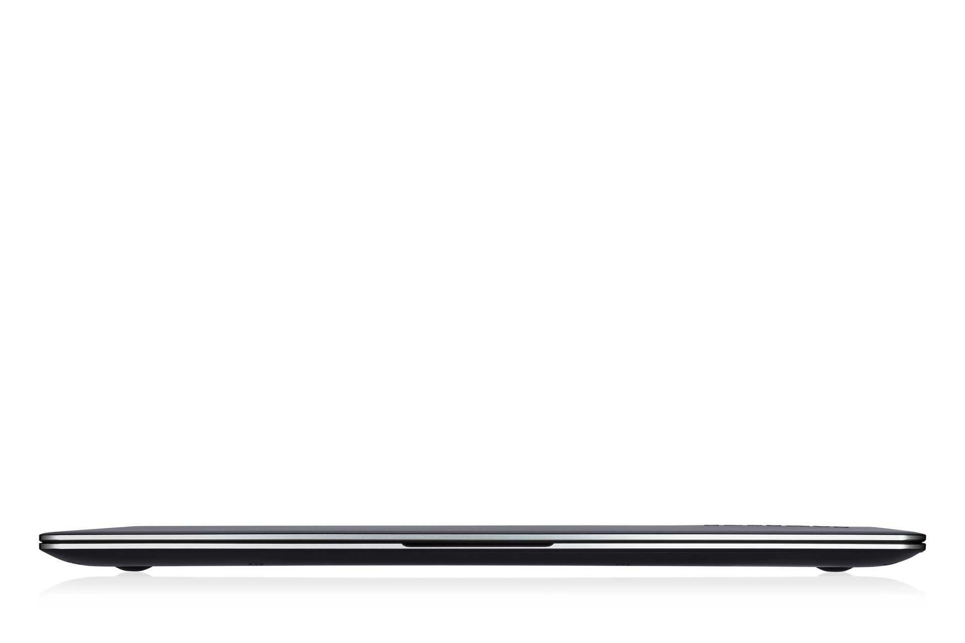 NT900X3C 8 블랙 앞면
