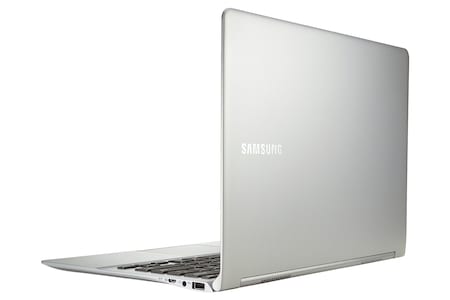 노트북 9 (33.7cm) 
NT900X3K-K34
Core™ i3/128GB SSD