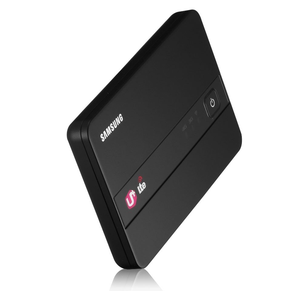 SHV-E100L 5 블랙 앞면 오른쪽 30도 왼쪽 뒤 15도 역동적 