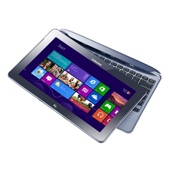XQ500T1C 미스틱 블루 태블릿 키보드 앞면 겹쳐져 왼쪽 30도 화면 켜짐