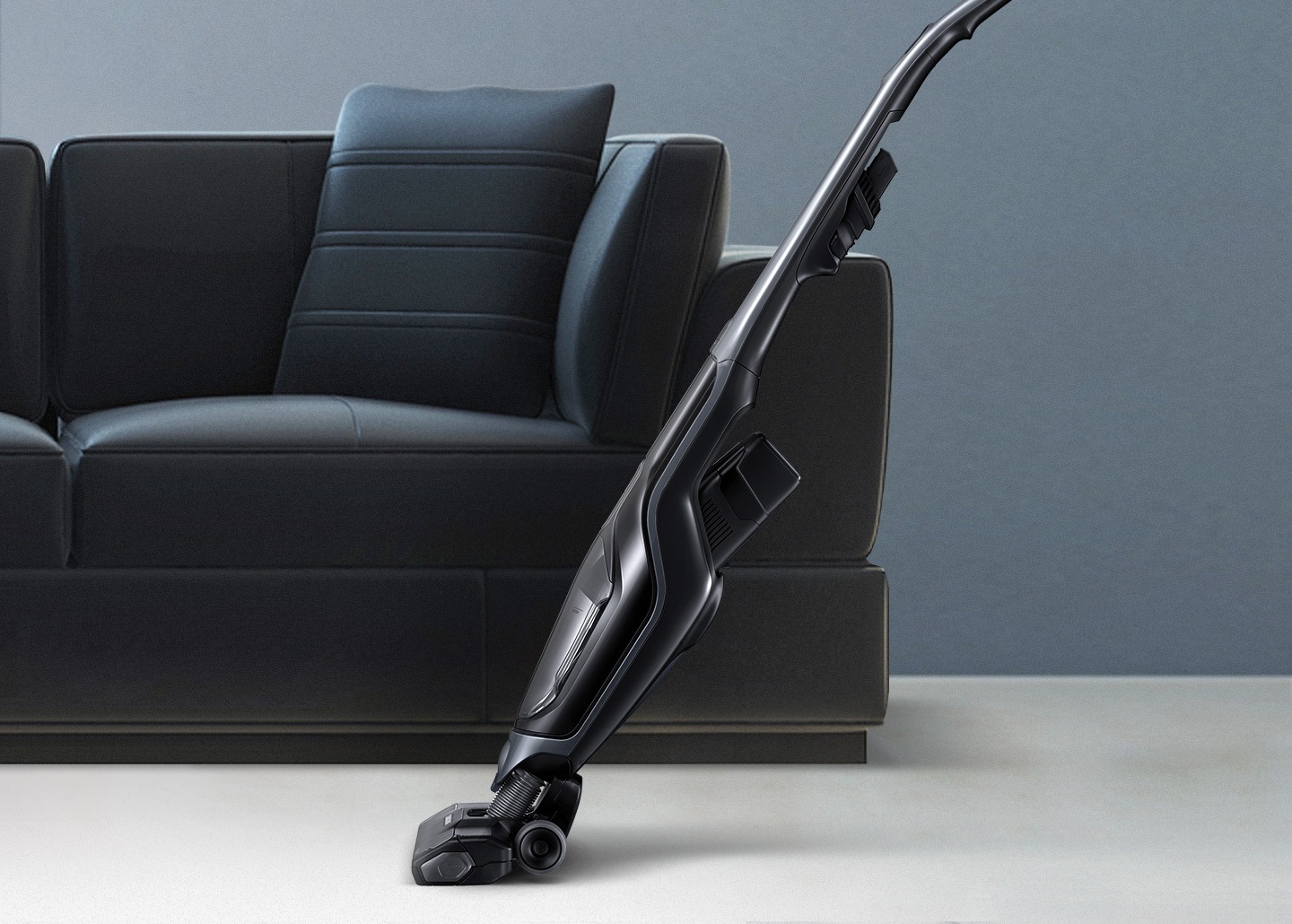  2-in-1 handheld for flexible cleaning in more areas