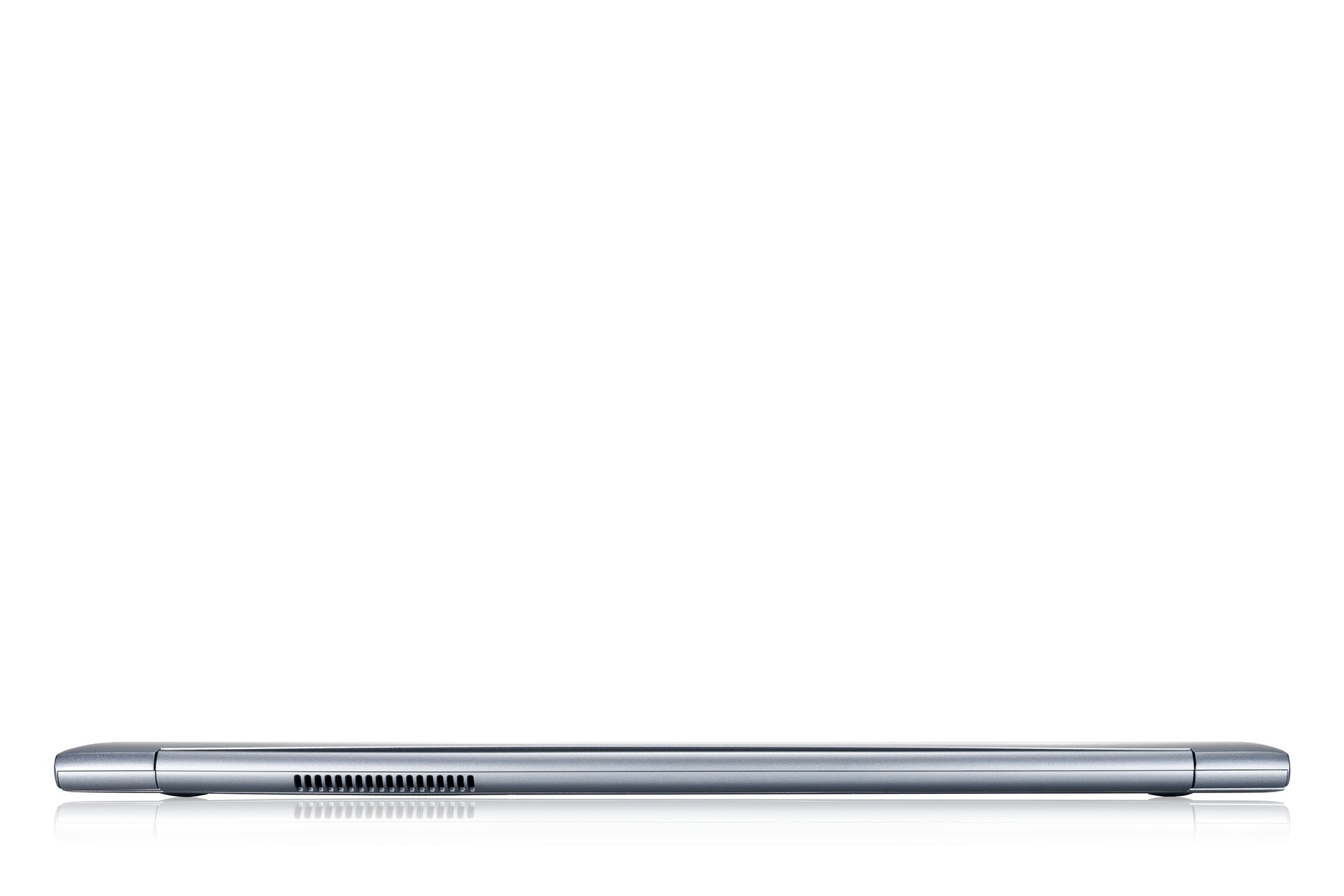 NP900X4D 8 Back Side