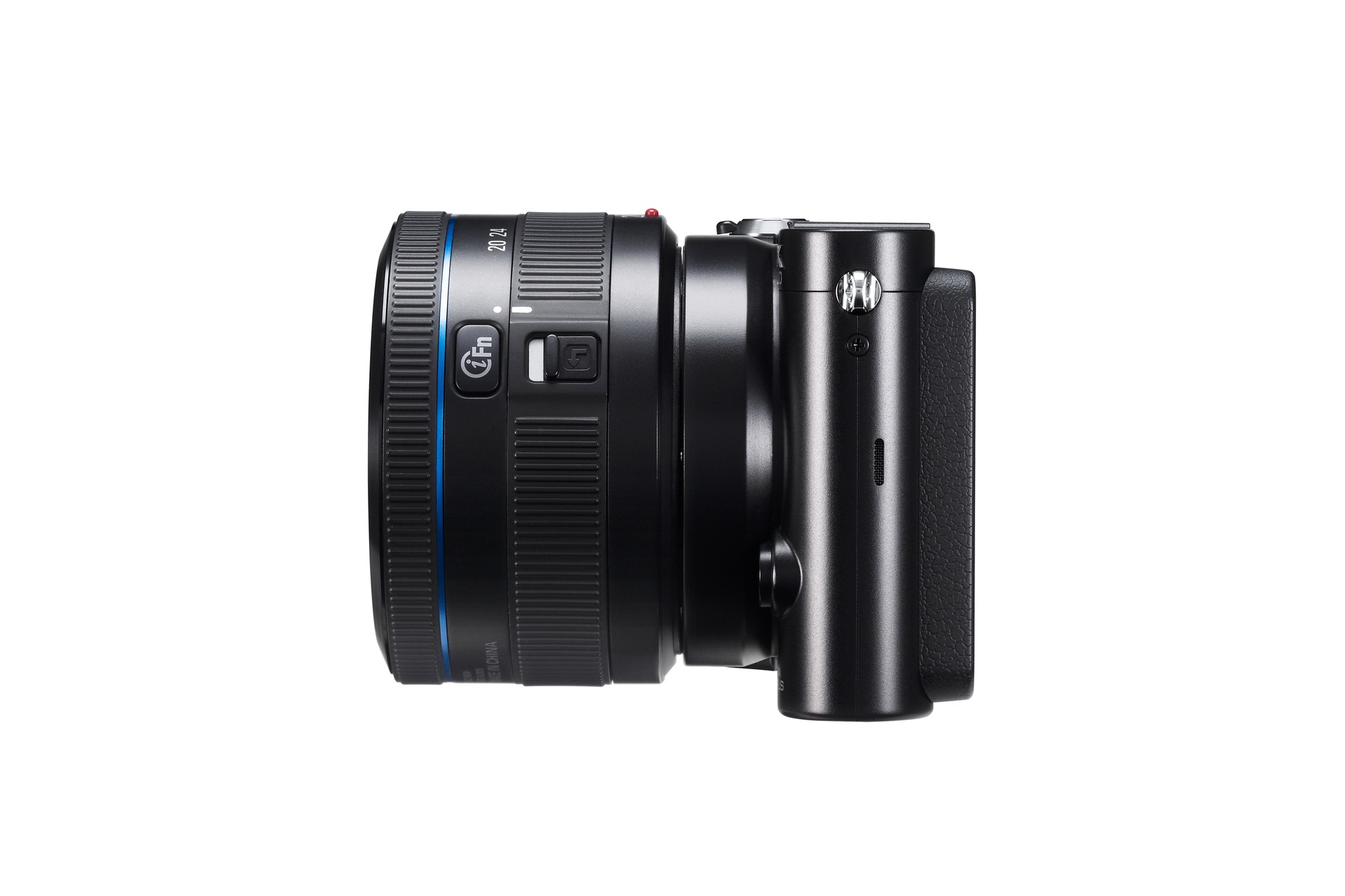Smart Camera NX1100 & 2050mm Lens Kit (Black) 20.3MP 3“ WiFi TFT LCD