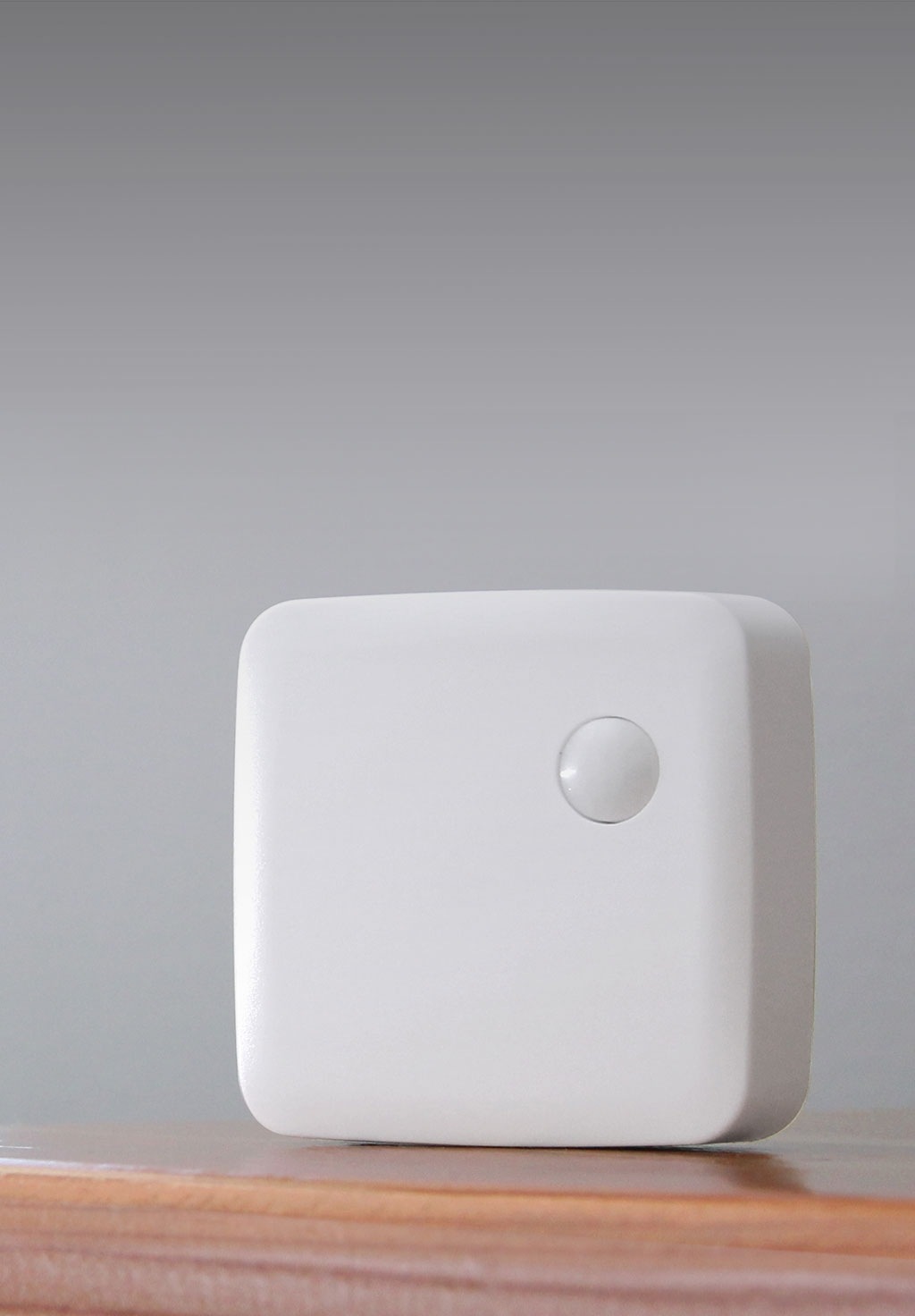Buy The SmartThings Motion Sensor or Find Our More SAMSUNG UK