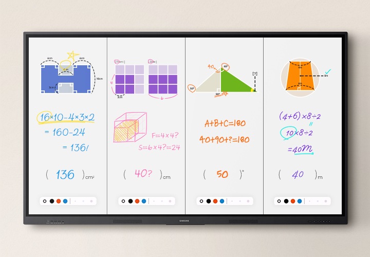 WAF 전자칠판의 화면이 4개로 분할되어 보여지고 있으며, 각 분할 화면에는 4개의 서로다른 노트의 내용을 노출하고 있습니다.