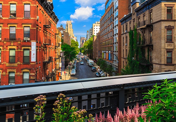 선명하고 다양한 컬러의 도시 풍경이미지입니다.