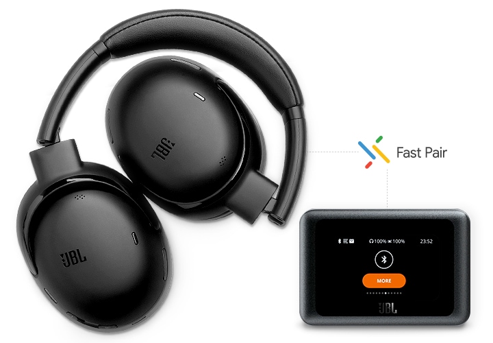 헤드폰과 트랜스미터가 Google Fast Pair로 연결된 모습이 보입니다.