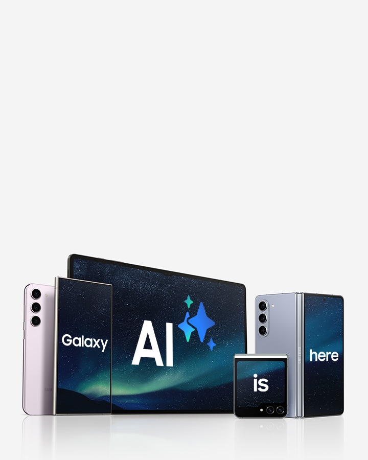 갤럭시 S24, 갤럭시 탭 S9, 갤럭시 Z 폴드5 및 갤럭시 Z 플립5 등이 나란히 배치되어 있습니다. 오로라 배경화면으로 'Galaxy AI is here'이라는 텍스트가 여러 디스플레이에 걸쳐 표시되고 있습니다.