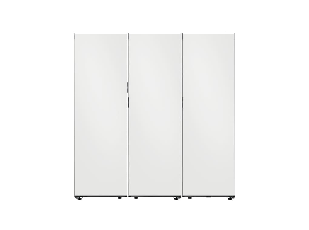 Bespoke 냉동고+냉장고+김치냉장고 1도어 조합의 도어 닫힘컷이 보여집니다.