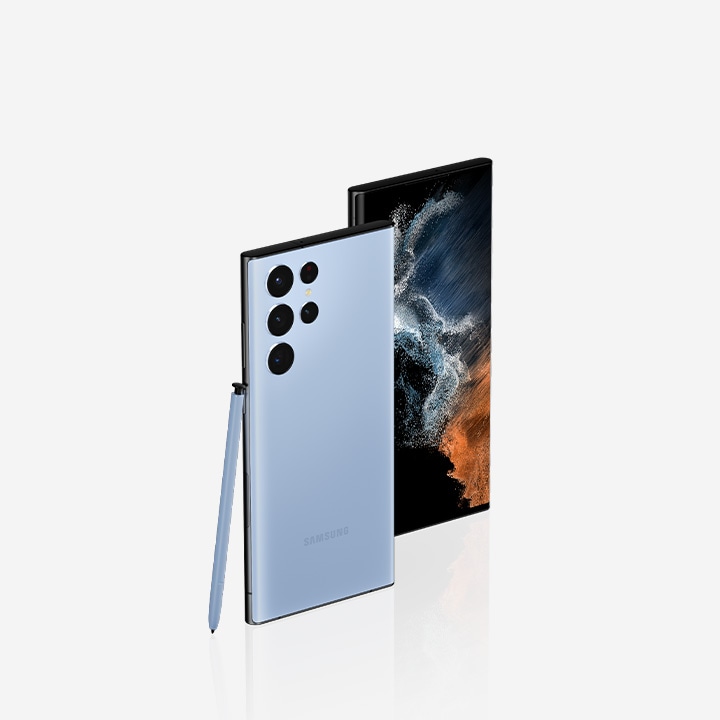 Stunning meets exclusive,Only available at Samsung.com. Two Galaxy S22 Ultra SkyBlue stand diagonally. The S Pen leans against the device with the rear view showing the front, and the device with the front screen is overlapped behind it.