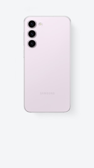 هاتف Galaxy S23 plus معروض من الخلف، مع غطاء خلفي شفاف.