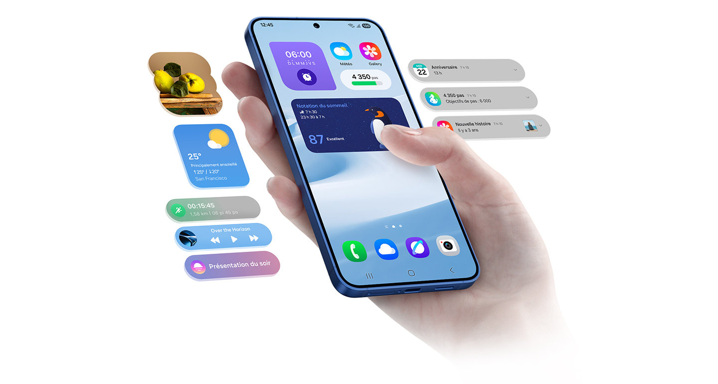 Le Galaxy S25 plus est vu avec différents widgets sur l’écran principal. L’appareil est encadré par d'autres widgets et notifications. À gauche, le widget Gallery, le widget météo et les alertes Now Bar du lecteur de musique, de fitness et de la minuterie Now Bar. À droite, les notifications sont visibles.