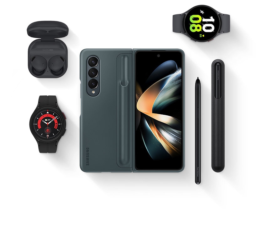 Une vue en plongée de Galaxy Buds2 Pro avec l'étui ouvert et les écouteurs à l'intérieur. Une Galaxy Watch5 avec un cadran graphique. Un Galaxy Z Fold4 doté d'une Standing Cover avec Pen et un S Pen Fold Edition avec un S Pen Pro à son côté. Une Galaxy Watch5 Pro avec un cadran graphique.