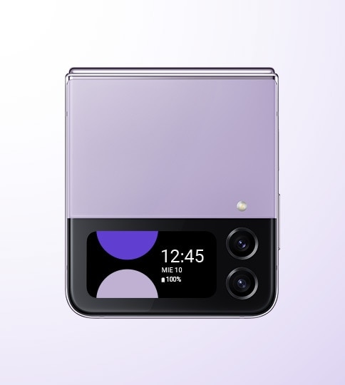 Un Galaxy Z Flip4 en color Púrpura bora plegado y visto desde dos ángulos para mostrar la cubierta Front Cover y la bisagra.
