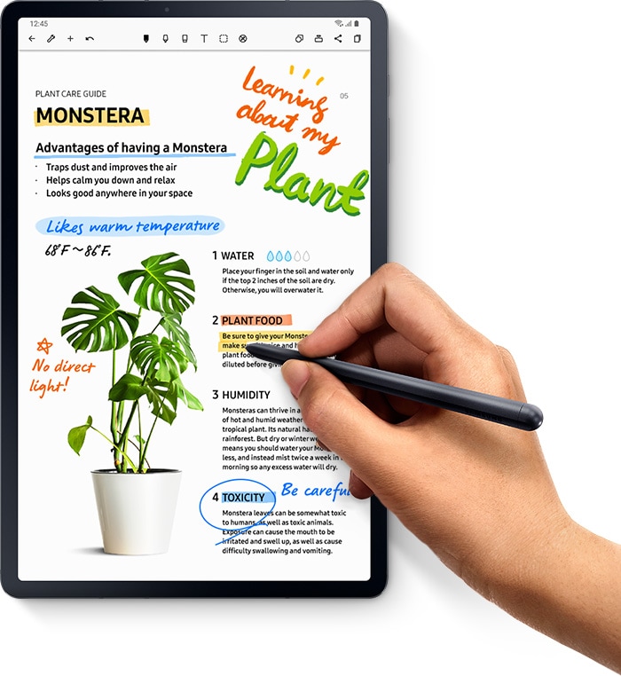 A hand uses S Pen to easily note and mark up a document on
                    Galaxy Tab S7+ through the Noteshelf app