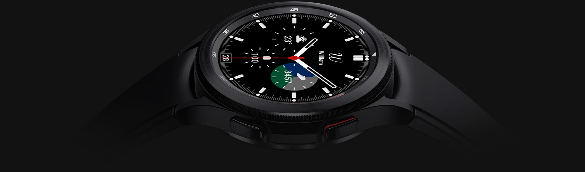 تصميم الشاشة الرئيسية للساعة Galaxy Watch4 Classic باللون أسود متجه لأعلى ويظهر الوقت.